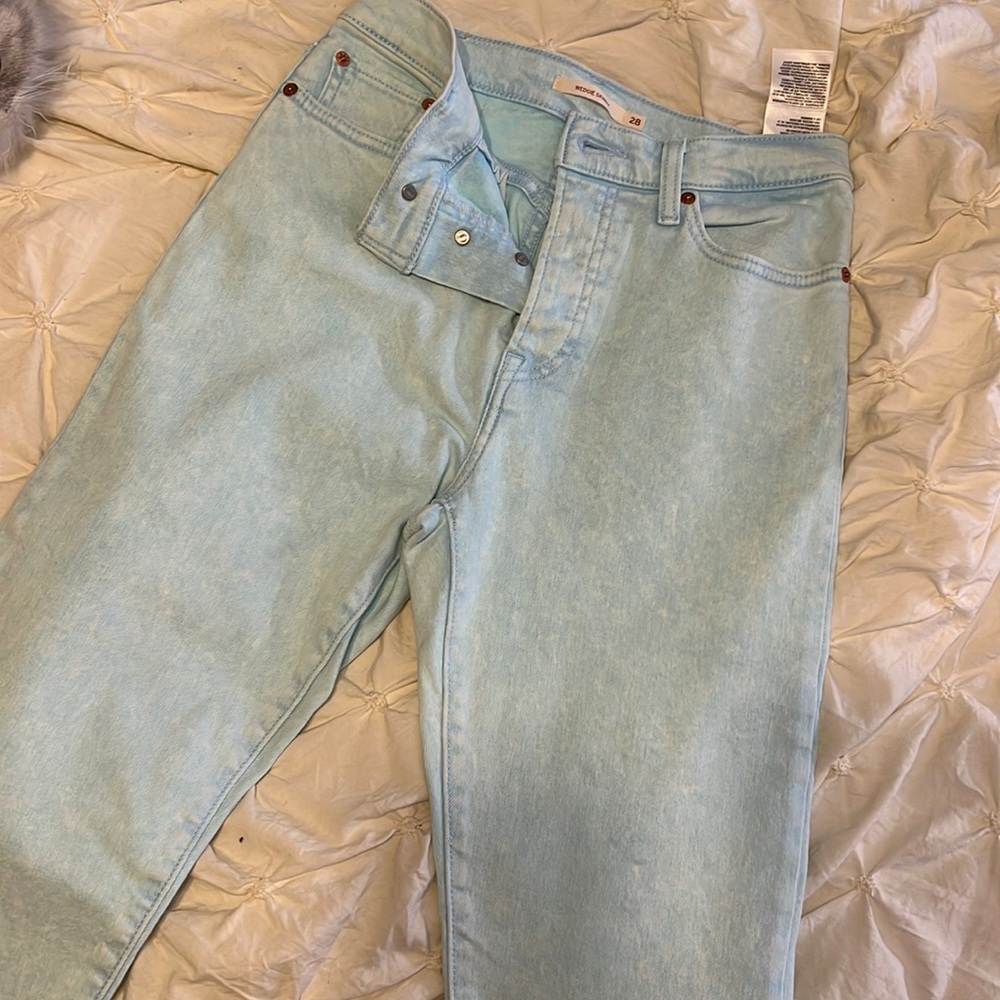 Levi’s wedgie skinny (never worn)